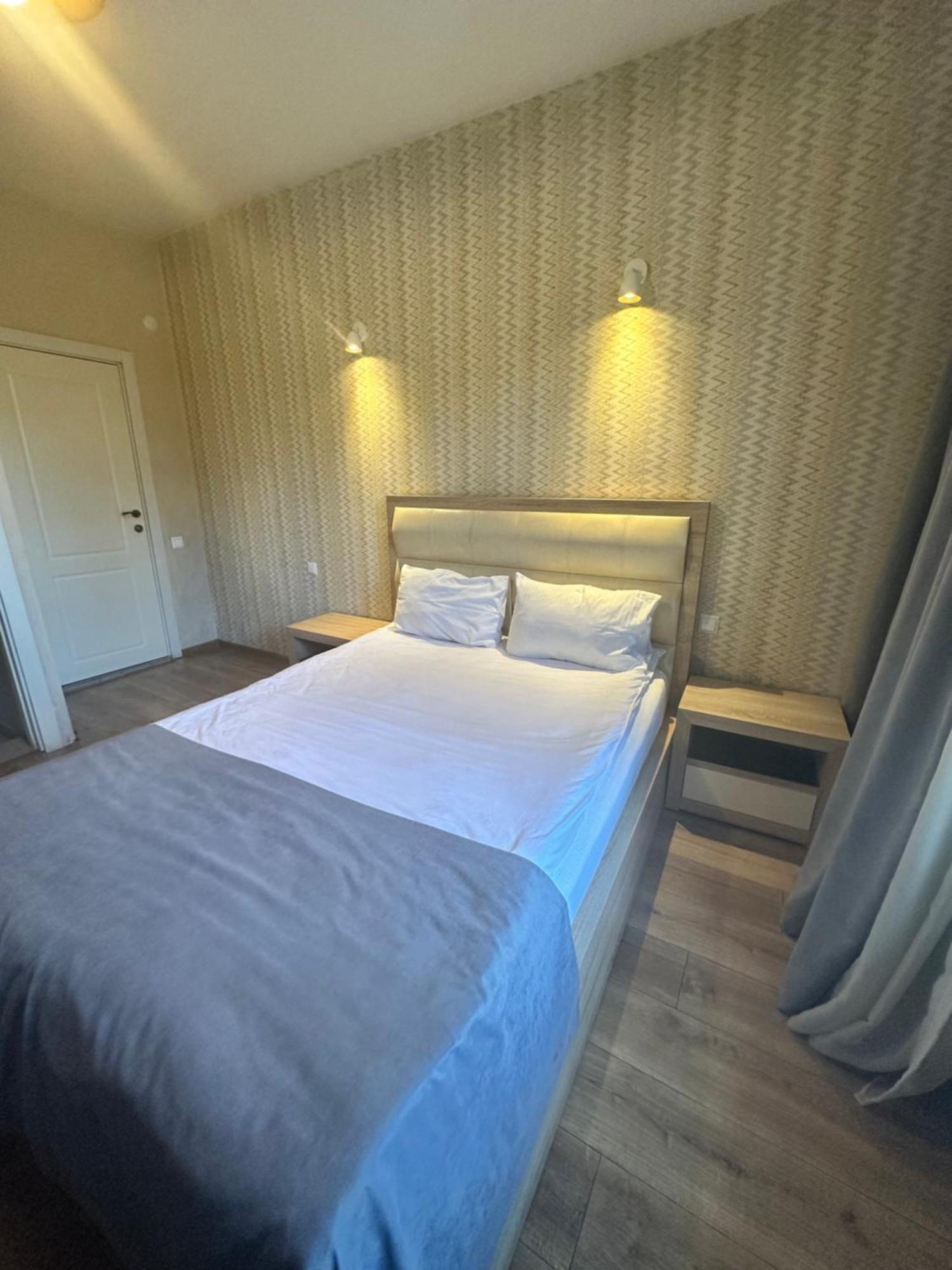 Hotel Lile Tbilisi Exterior photo